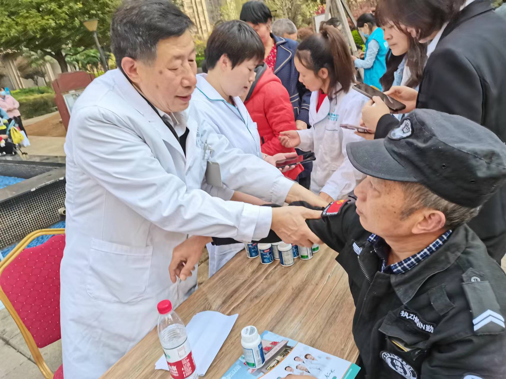 长岭最新24小时高价回收医保长沙方法分析(最方便真实的长岭长沙医废处理方法)